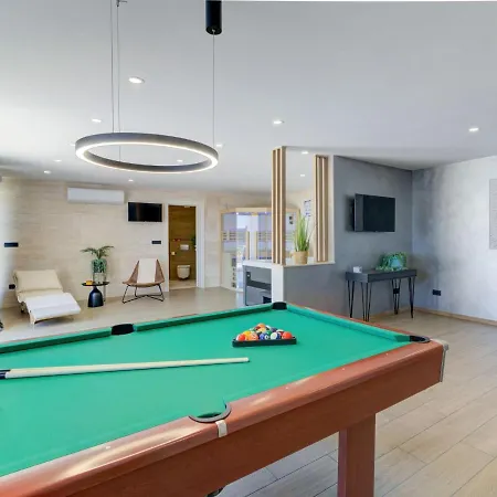 One By Interhome Нови-Винодолски