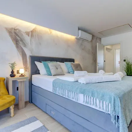 Villa One By Interhome Novi Vinodolski