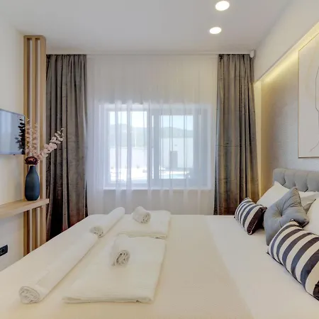 One By Interhome Villa