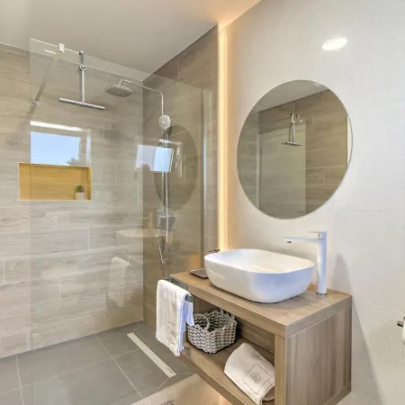 One By Interhome Villa *